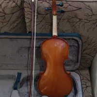 ویولن 4/4|ویولن|نیشابور, بنیاد شهید|دیوار
