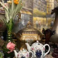 قوری نعلبکی قدیمی