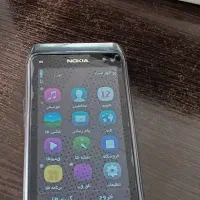 Nokia  N8