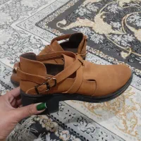 کفش سایز ۴۰