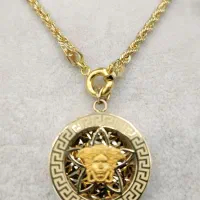 نیم ست کامل ورساچه وزن ۱۰.۸۰۰ طلا بدون اجرت|جواهرات|تهران, مهرآباد جنوبی|دیوار