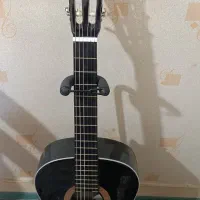 گیتار نو و استفاده نشده