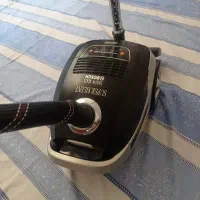 یک جاروبرقی بوش3هزارولت درحدنو