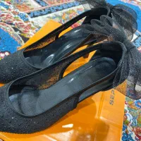 کفش مجلسی|کیف، کفش، کمربند|پرند, فاز ۵|دیوار