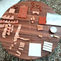 آجر بازی اوسا‌ بنا ۱۲۳ قطعه