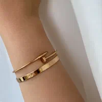 دو عدد النگو طلا کارتیر