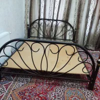 تخت خواب دو نفره فلزی|تخت و سرویس خواب|تویسرکان, |دیوار