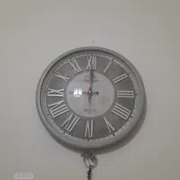 ساعت دیواری درحد نو