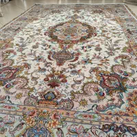 قالی دستباف ابریشم نوین فر