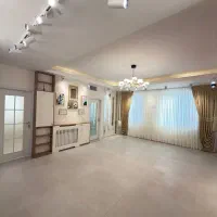 ۷۲متری / وامدار / روبنما*پارکینگ‌سندی*DESIGNED