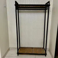 رگال لباس فلزی محکم + قفسه چوبی (نو و تمیز)