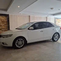 سراتو اپشنال فول بدون رنگ و بسیار تمیز و سالم