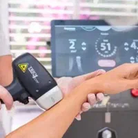 اپراتور لیزر با پرونده فعال