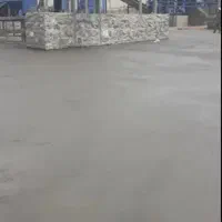 بتن‌ریزی کف با ماله پروانه