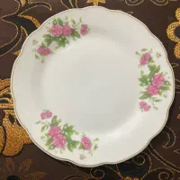 بشقاب چینی گل سرخ