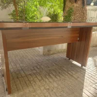 میز تحریر با شیشه