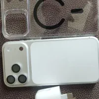 گوشی آیفون 17promax سفید