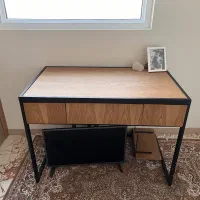 میز تحریر مدرن پایه فلزی|میز تحریر و کامپیوتر|تهران, علم و صنعت|دیوار