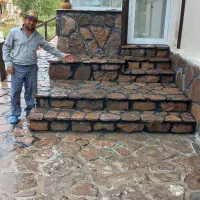 استاد کار سنگ لاشه و سنگ مالون