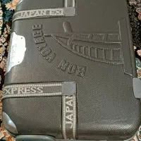 چمدان کاملا سالم