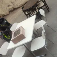 مجموعه ای از میزوصندلیهای عتیقه ارسال اصفهان