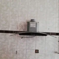 هود و اجاق گاز پنج شعله آشپزخانه