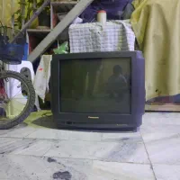 تلویزیون مدل پانازونیک اصل ژاپن با کنترل