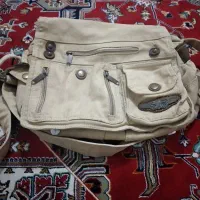 کیف دوشی میشه جعبه ابزارهم استفاده کرد۲۰۰تومن|کیف، کفش، کمربند|تهران, دستغیب|دیوار