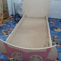 فروش فوری کمد و تخت خواب یک نفره کودک و نوجوان|تخت و سرویس خواب|شیراز, شیشه‌گری|دیوار