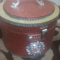 تعدای کیف و کفش