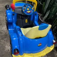 ماشین شارژی کاملا سالم با قیمت باورنکردنی|اسباببازی|رشت, لاکان شهر|دیوار