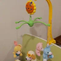 آویز کنار تخت کودک