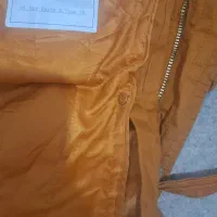 کاپشن وکت|لباس|سربیشه, |دیوار