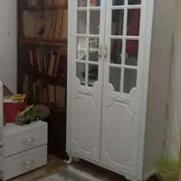 دراور یک کشو ریلش خرابه