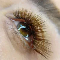 آموزش مژه ناخن