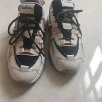 کفش اسپورتی زنانه ودخترانه
