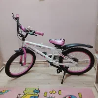 دوچرخه ی  دخترانه سالم در حد نو