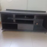 میز تلویزیون  MDF کاملا سالم در حد نو
