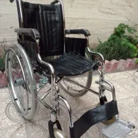 خریدار  ویلچر  در محل و «فروش»