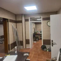 دفتر کار بر خیابان آزادی