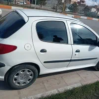 ۲۰۶ تیپ ۵ مدل ۹۳ اهل معاوضه هستم با ماشین ایرانی