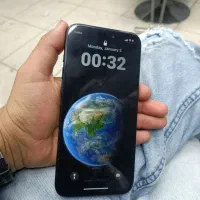 گوشی ایفون ۱۷