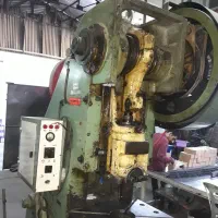 پرس ضربه ای ۴۰ تن روسی|ماشینآلات صنعتی|تهران, اکباتان|دیوار