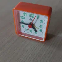 ساعت زنگ خور