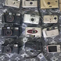 تعدادی دوربین عکاسی و فیلم
