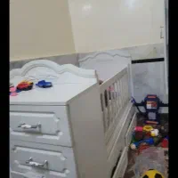 تخت دو منظوره نوزادی و نوجوان