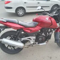 موتور پالس۲۰۰عتیقه