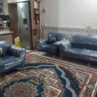 خانه ویلایی همراه یک مغازه تجاری بزرگ