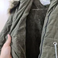 کاپشن|لباس|بروجرد, |دیوار