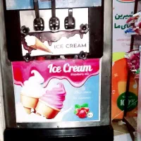 فروش فوری دستگاه بستنی و وسایل بستنی فروشی در حد